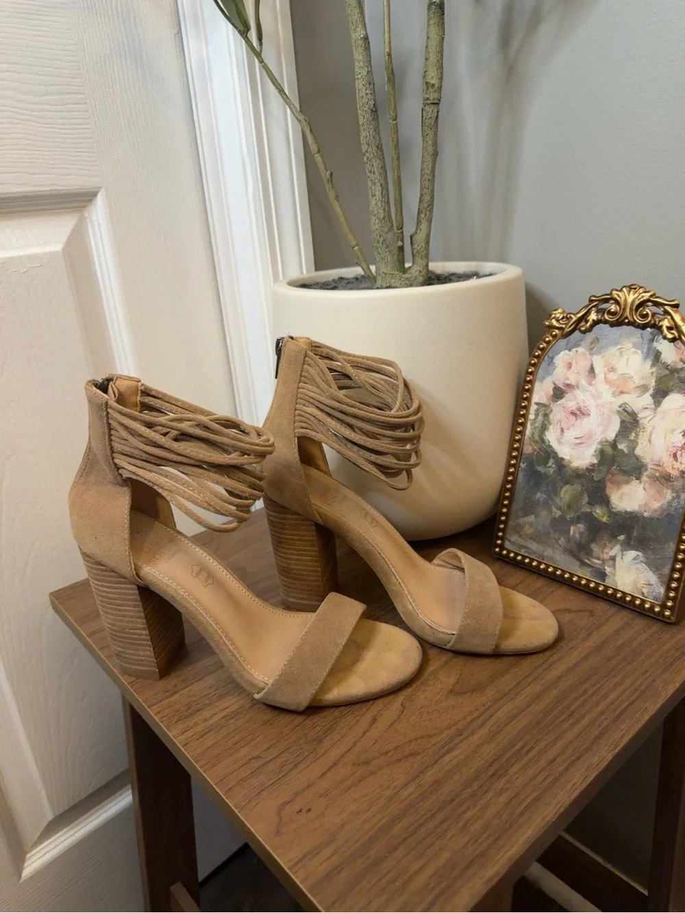 Oasis Society Tan Suede Leather Caged Strappy Block Heel Sandals Size 6.5